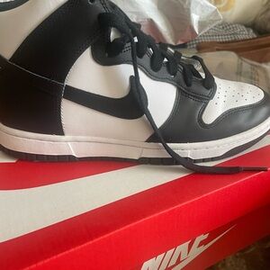 Nike Black and White Sneakers